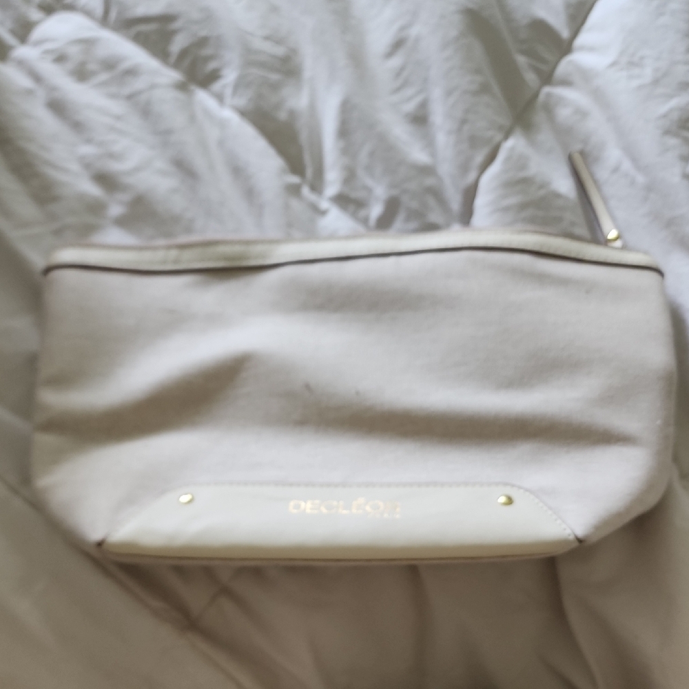 cleo Cream Cosmetic Bag/ Pouch